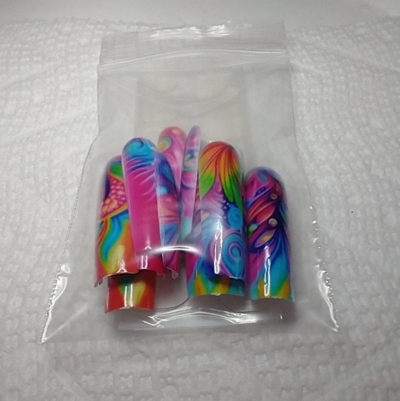 Press on nails colorful multicolor red blue purple art nail set - Picture 2 of 2
